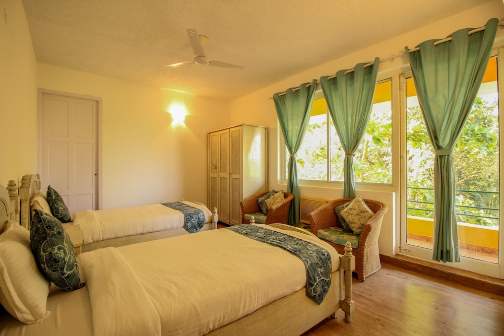 Oyo 9881 Home Pool View 2Bhk Varca Beach