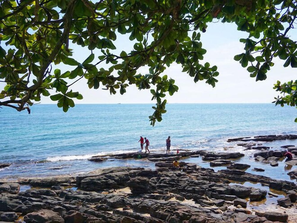 Lucky Phu Quoc Hotel