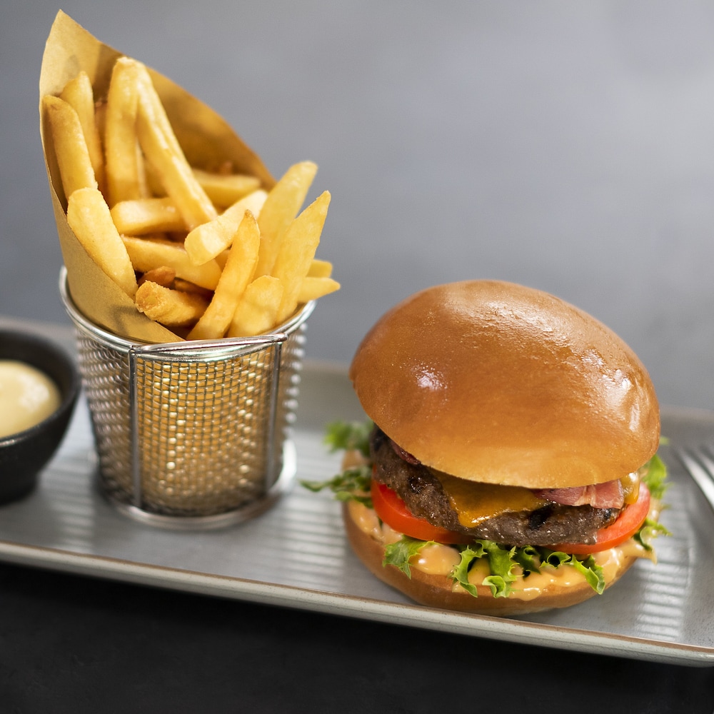 Novotel Sydney International Airport Hotel