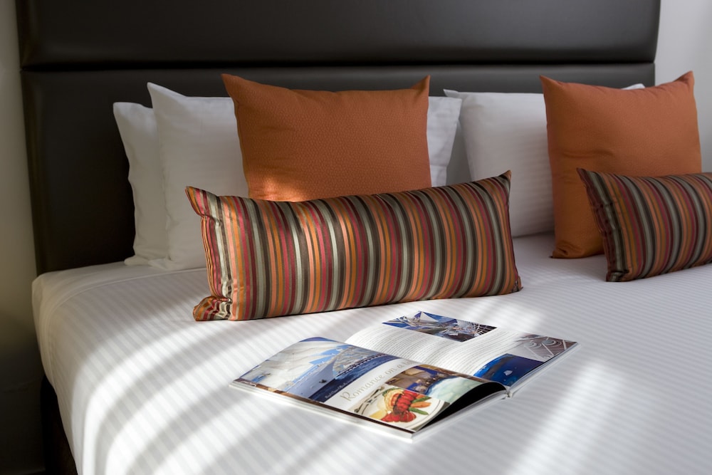 Novotel Sydney International Airport Hotel