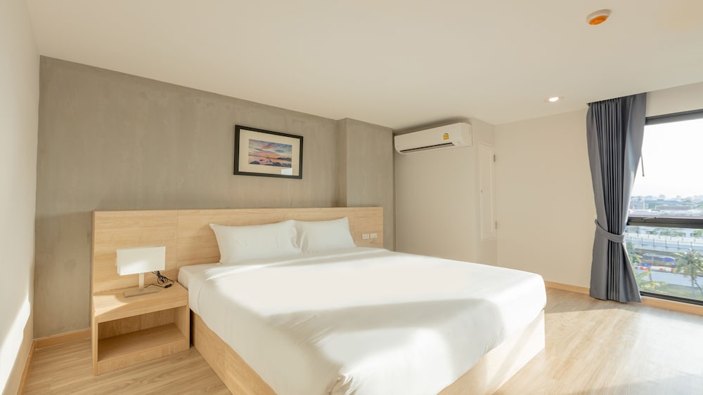 B2 Don Mueang Premier Hotel