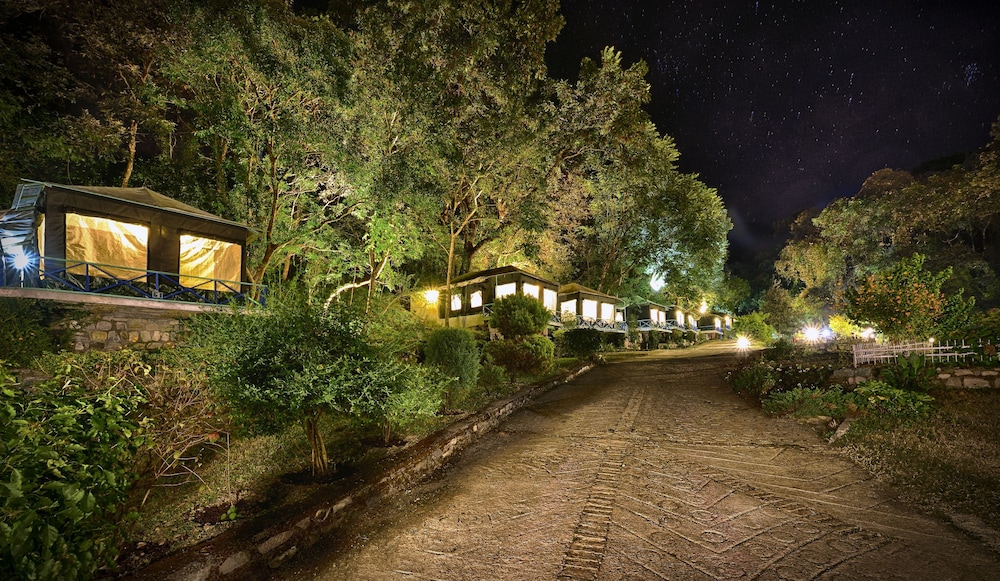 Latitude 29 by The Lake Resort