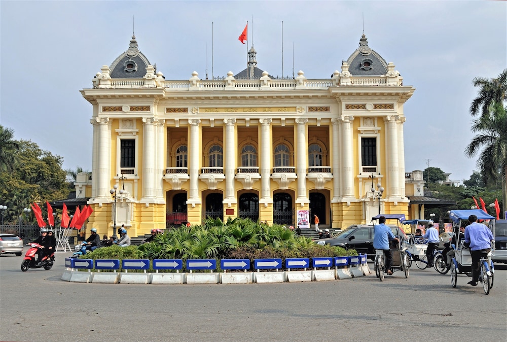 The Oriental Jade Hotel