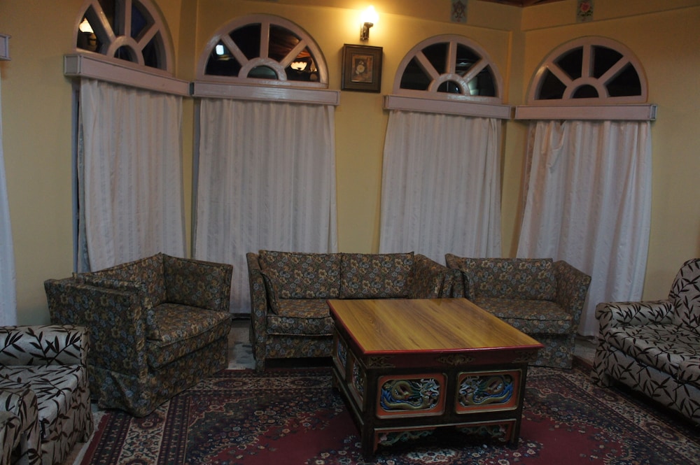 Pemaling Lords Inn Dirang