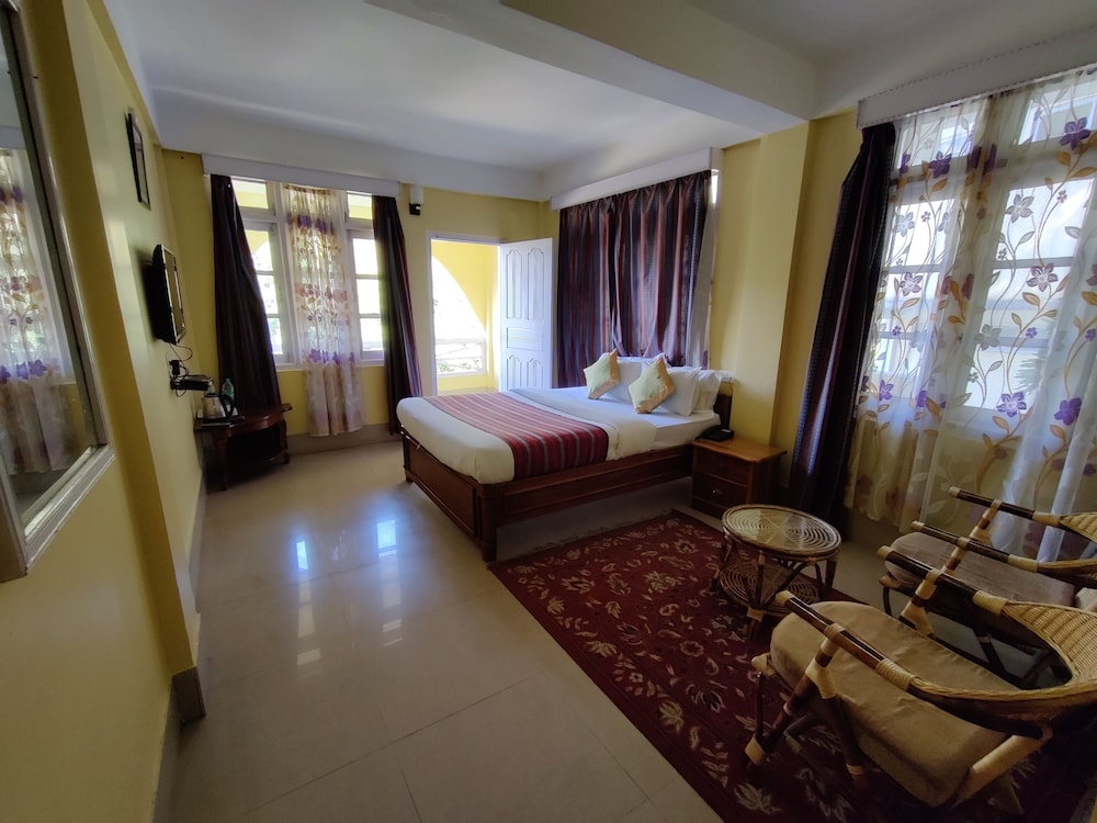 Pemaling Lords Inn Dirang