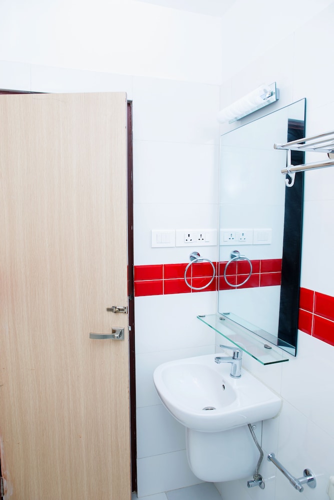 Sarovar Residency Serviced Apartment Hotel
