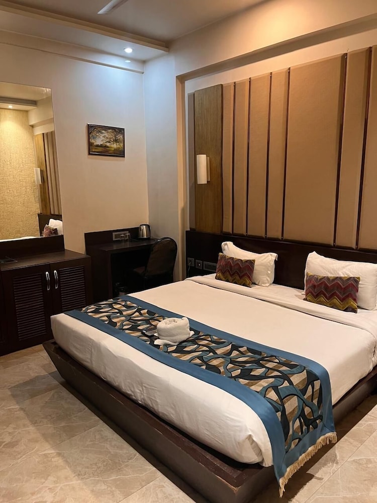 HOTEL JODHA THE GREAT 