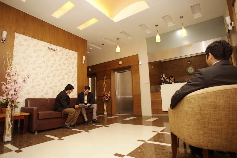 The Caliph Hotel, Mumbai Near Powai Lake