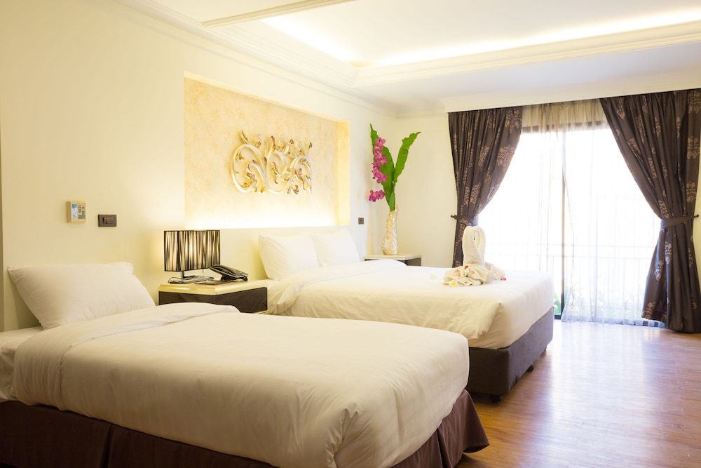 LK Mantra Pura Resort