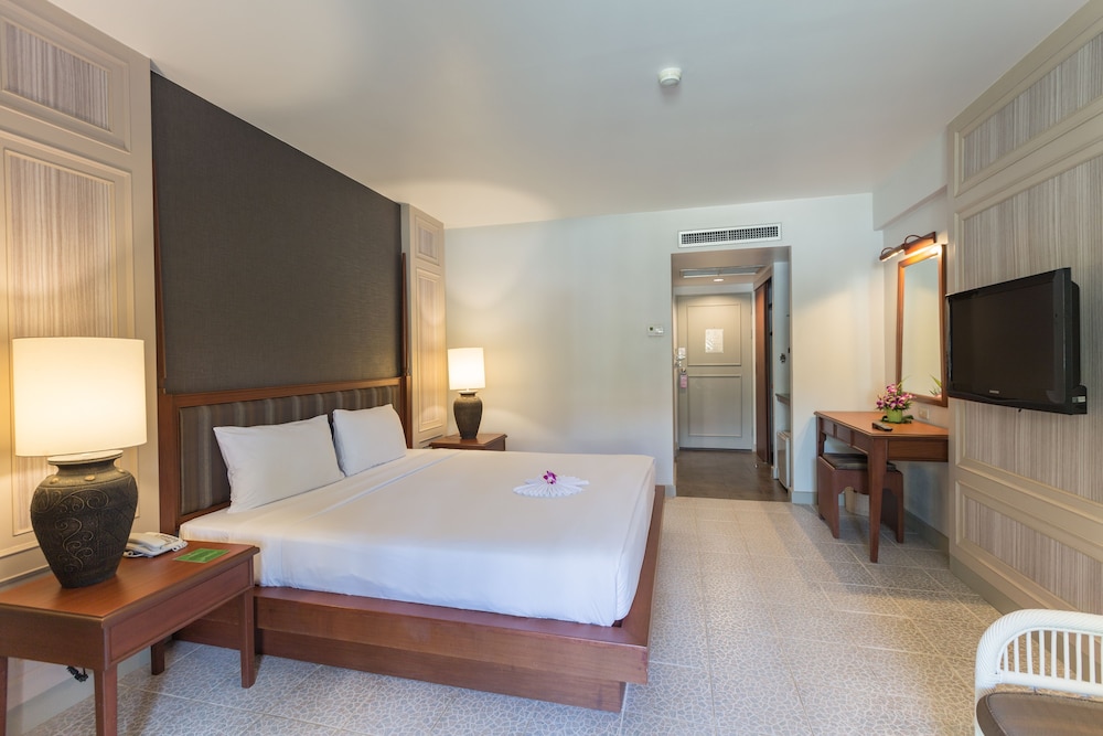 Phuket Orchid Resort 