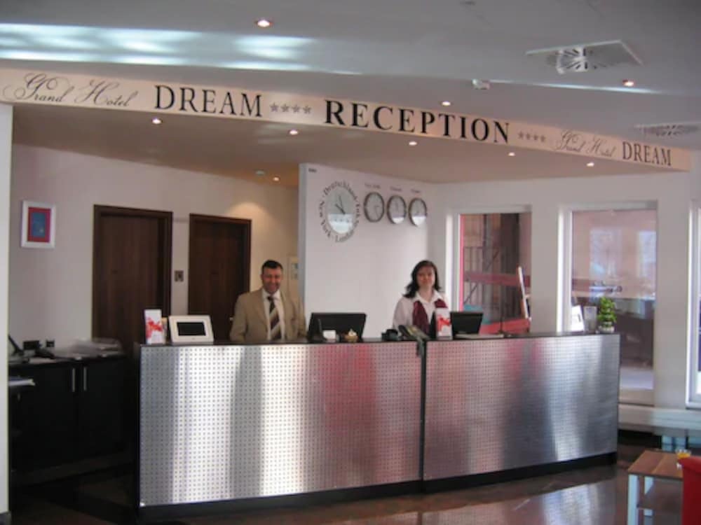 Grand Hotel Dream Frankfurt City