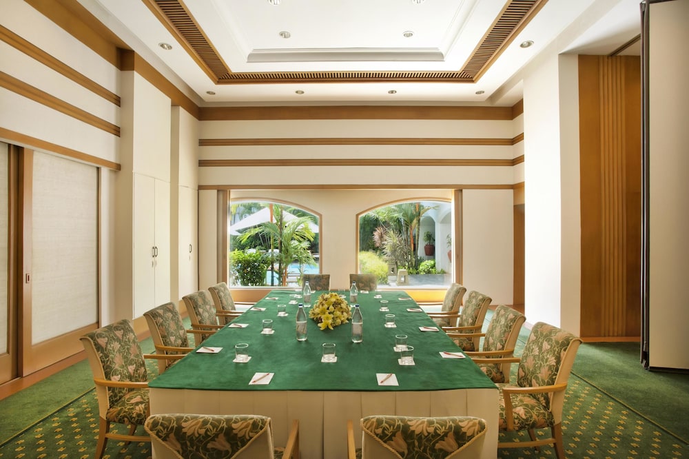 The Fern Kochi, Series by Marriott