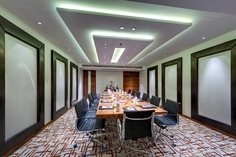 Pride Plaza Hotel Kolkata