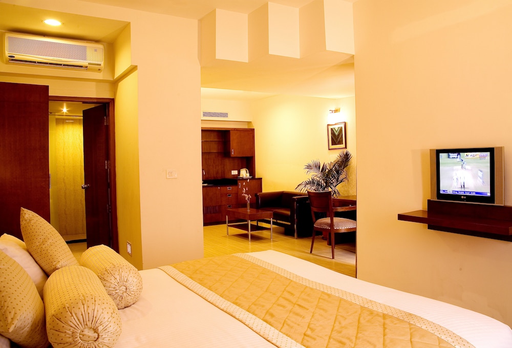  Featherlite Evoma Hotel