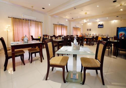 Rose International Hotel