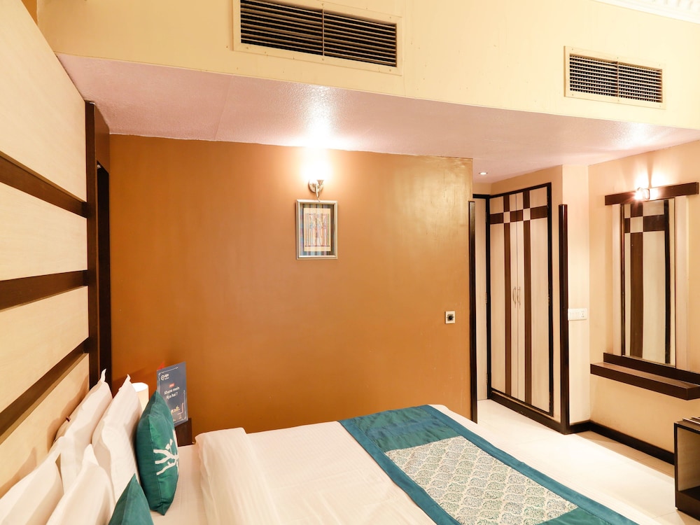 Hotel Maya International