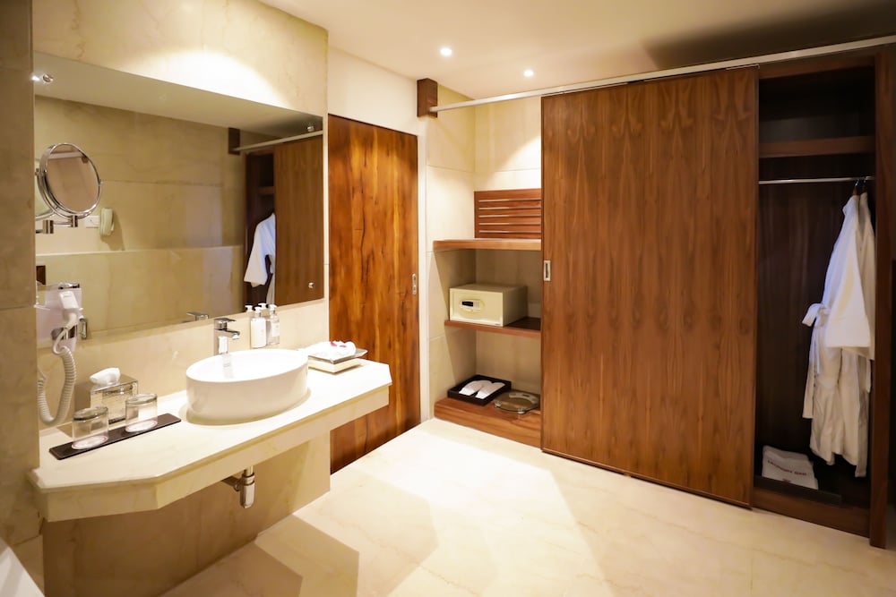 Regenta Suites Gurugram, Sohna Road, Sector 49