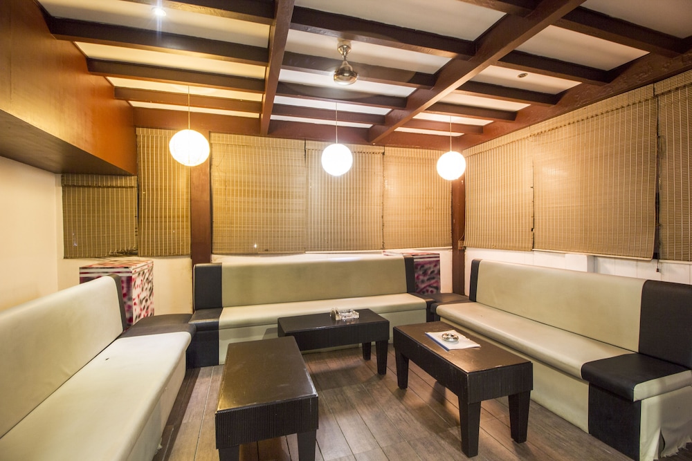 FabHotel Grand Boutique