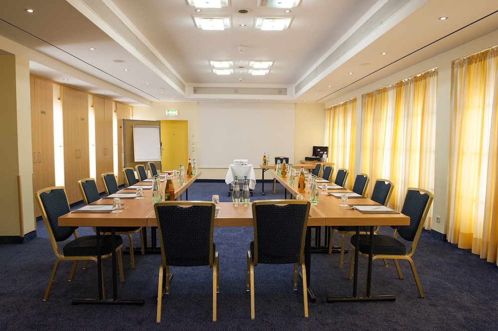 Holiday Inn München Süd By IHG