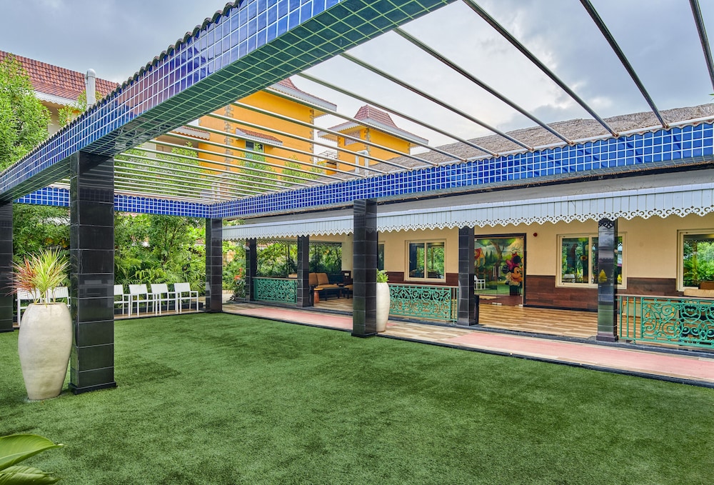 Mayfair Lake Resort, Raipur
