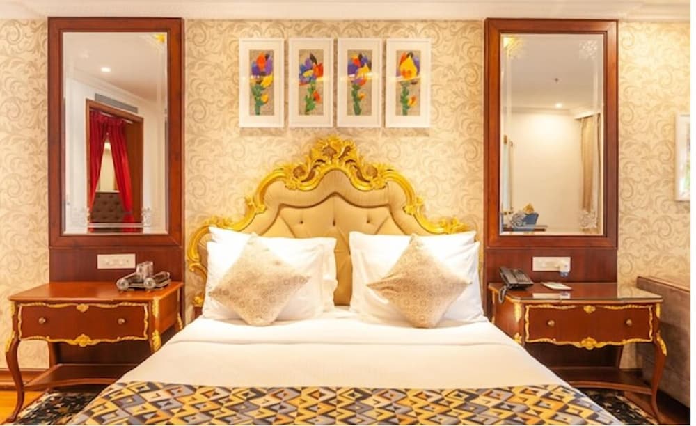 Mayfair Lake Resort, Raipur