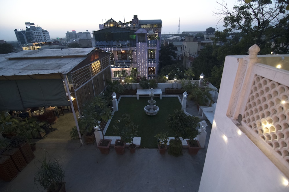Chitra katha A STORY PER STAY JAIPUR