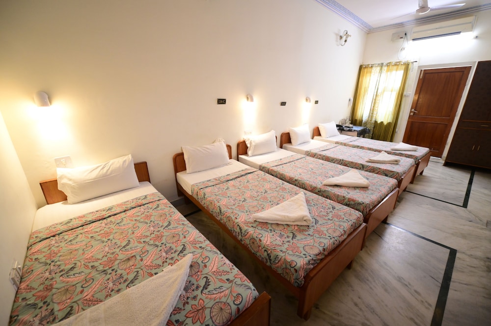 Chitra katha A STORY PER STAY JAIPUR