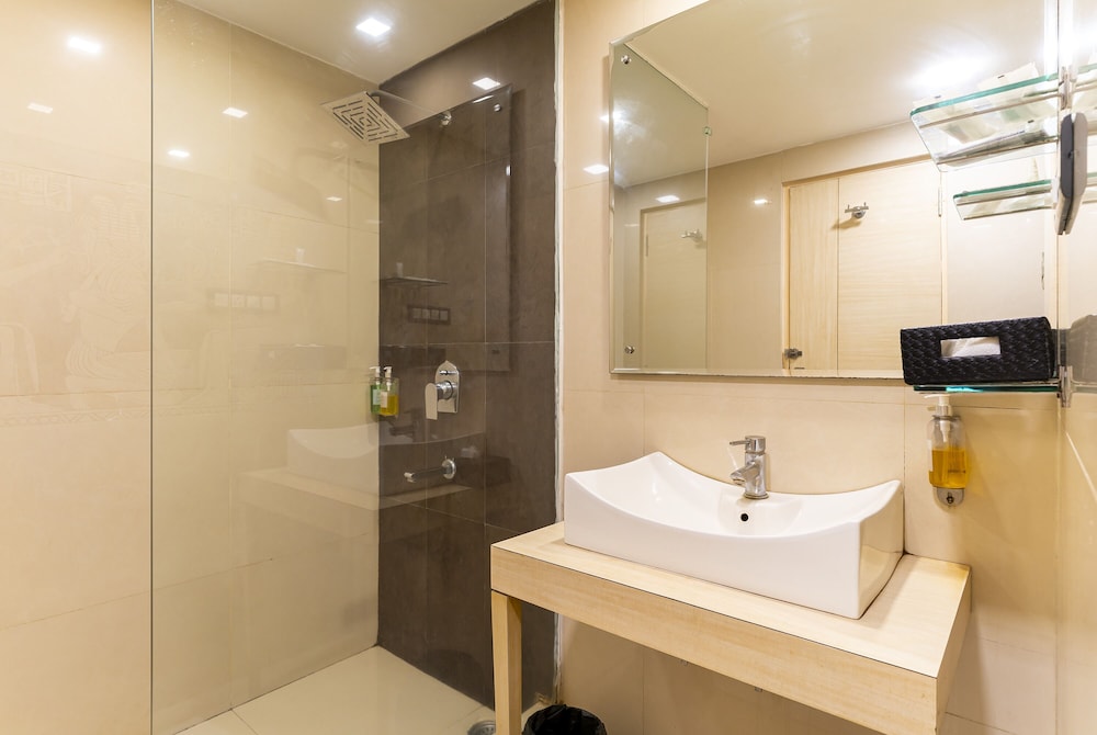 Infiniti hotel and Spa