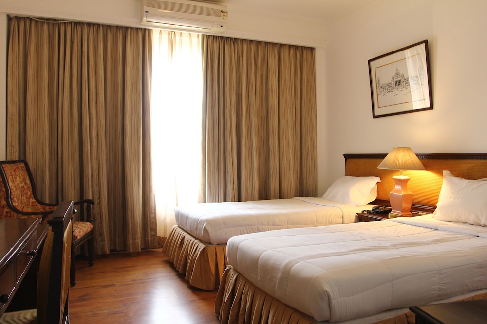Safina Hotels