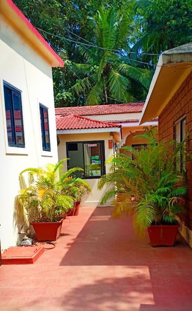 Vagator House Resort Near Vagator Beach