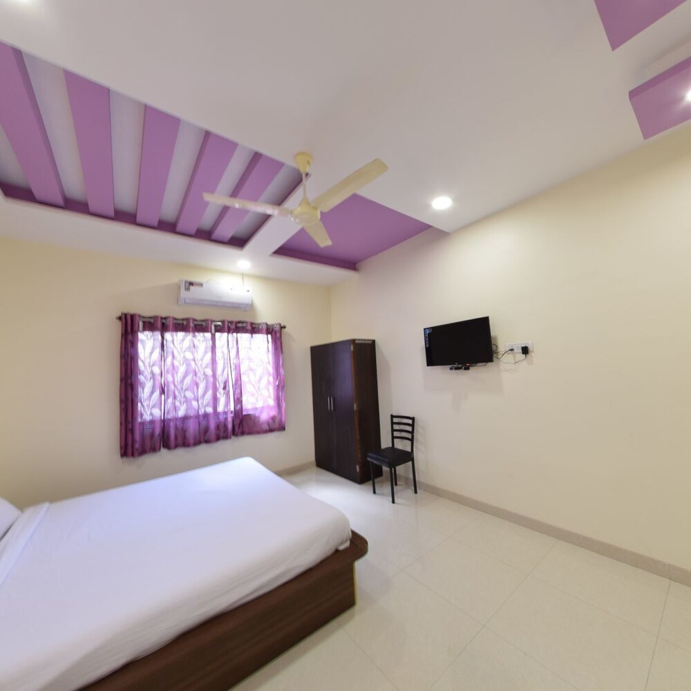 Hotel Radhika Inn Trimbakeshwar