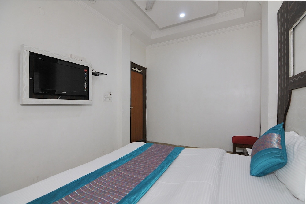 Staybook Hotel Jai Balaji New Delhi