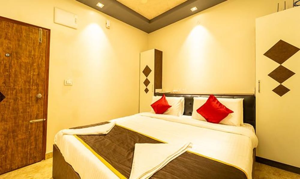 FabHotel Prime Seasons Suites HBR