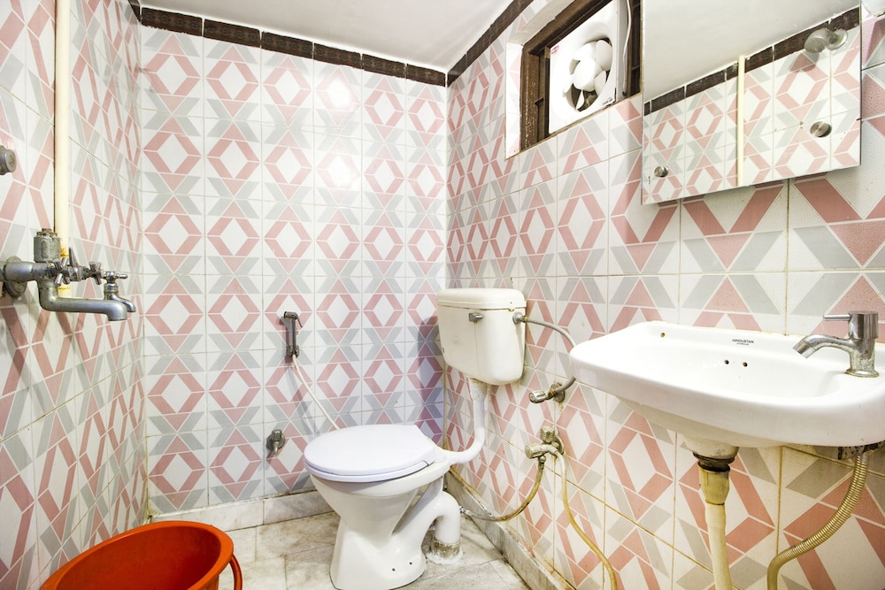 FabHotel Prime Seasons Suites HBR