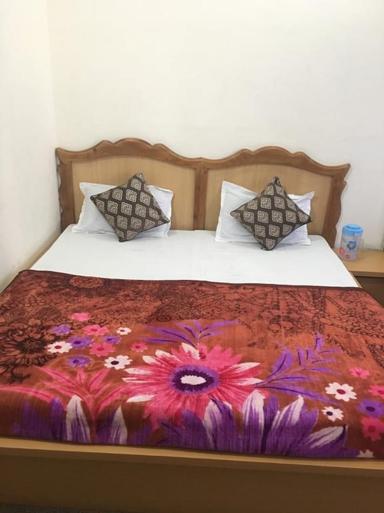 Hotel Nirmal