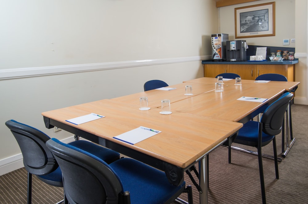 Holiday Inn Express Birmingham Airport NEC