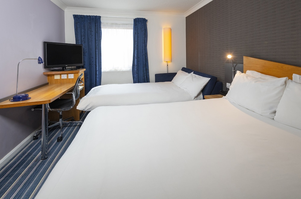 Holiday Inn Express Birmingham Airport NEC