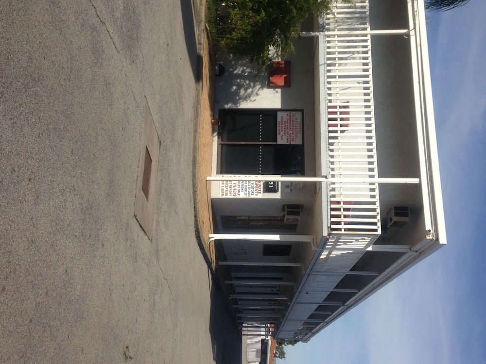 Budget Motel 