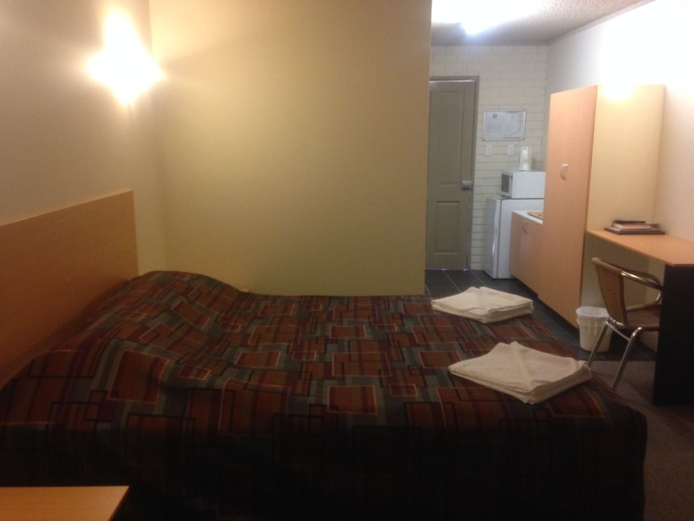 Budget Motel 