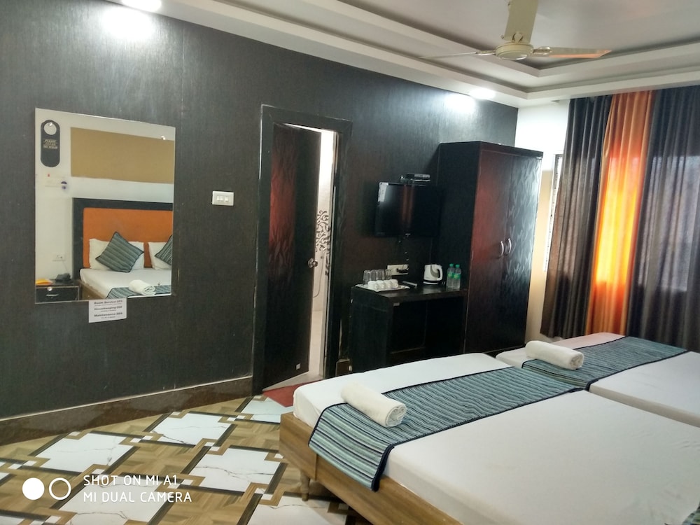 HB INTERNATIONAL ( A Unit of Hotel Rajkamal )