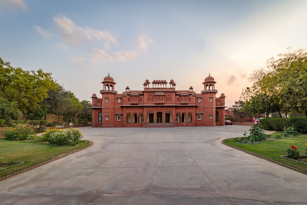 Brij Gaj Kesri