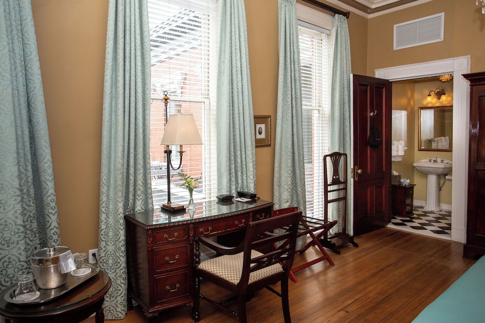 Kehoe House, Historic Inns of Savannah