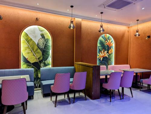 Hotel Red Chillee Restro