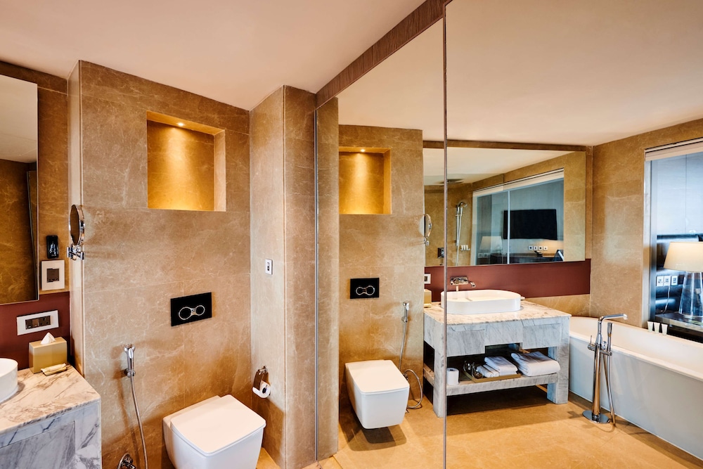 Hilton Garden Inn Lucknow