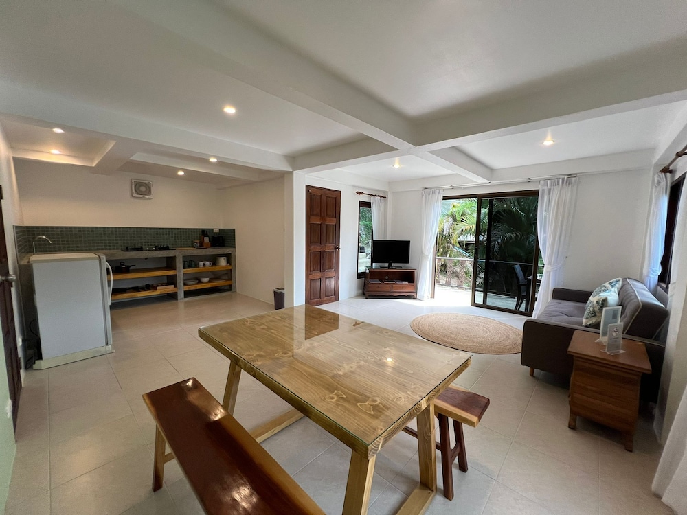 Woodlawn Villas