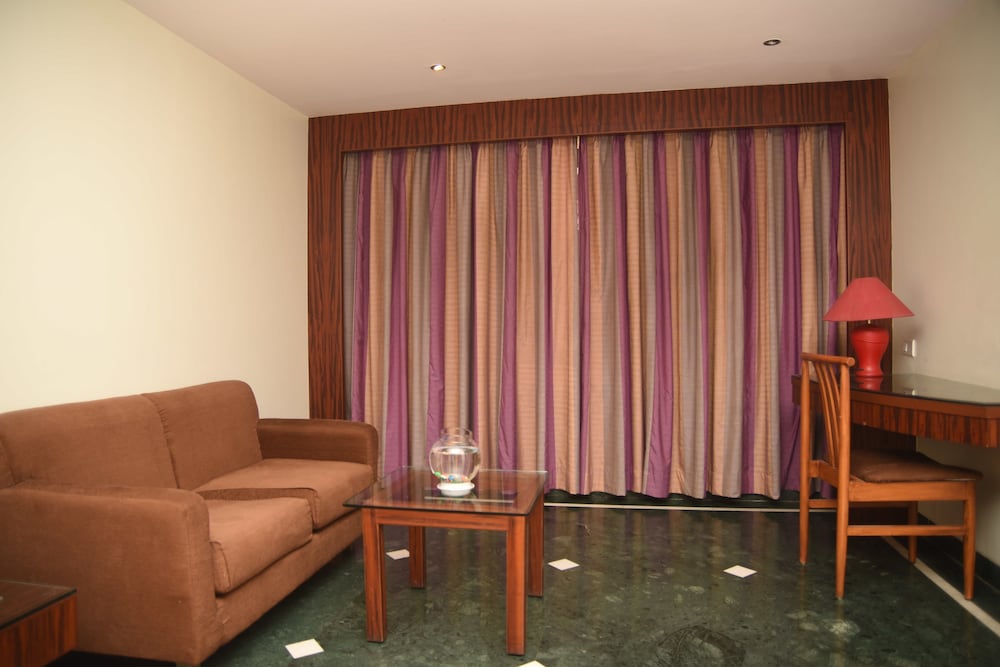 Hotel Maurya