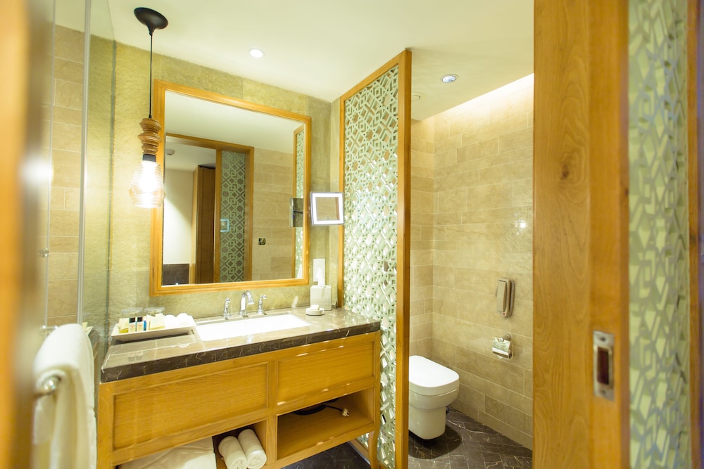 Taj Fisherman's Cove Resort & Spa