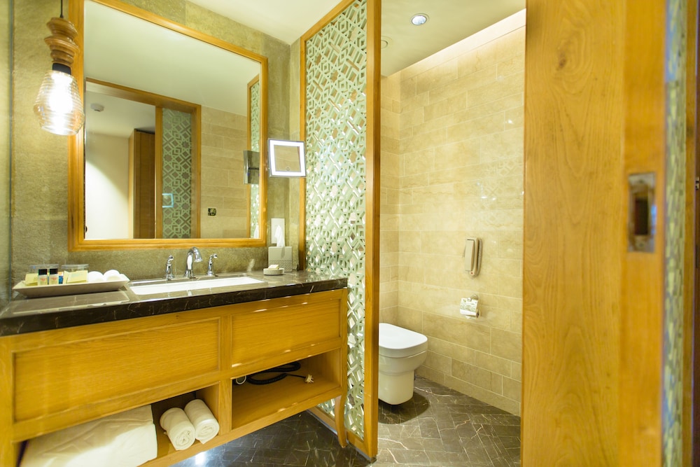 Taj Fisherman's Cove Resort & Spa
