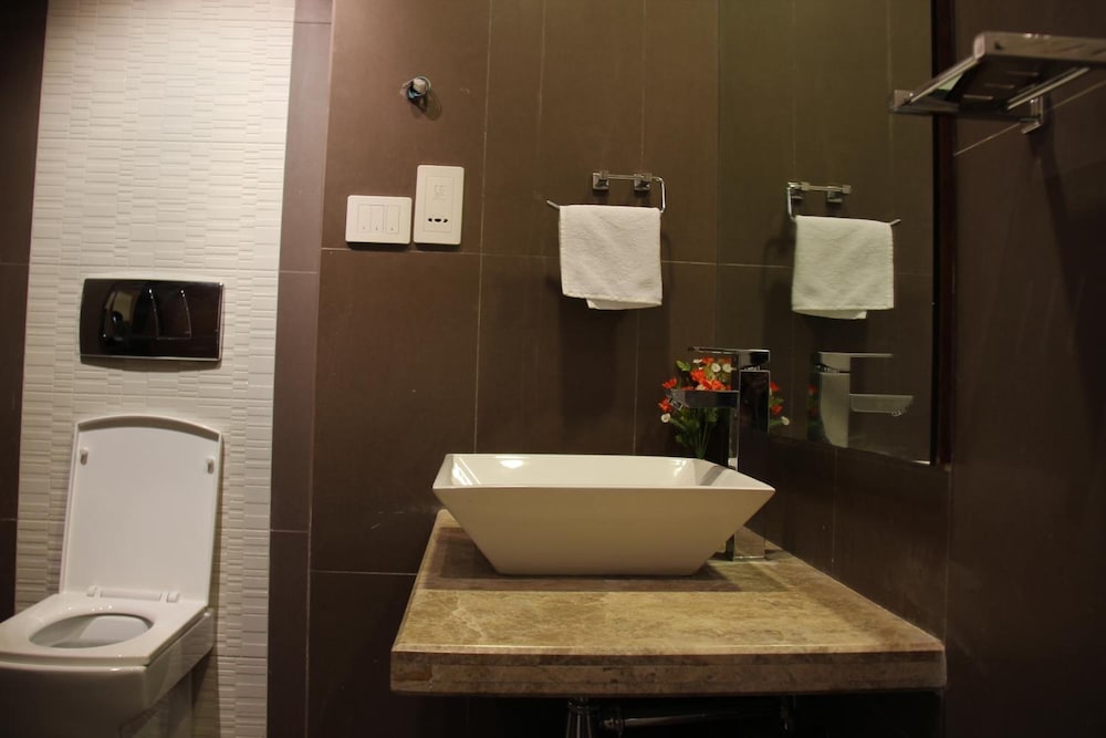 Riverview Hotel