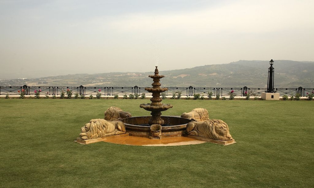 Hari Niwas Palace
